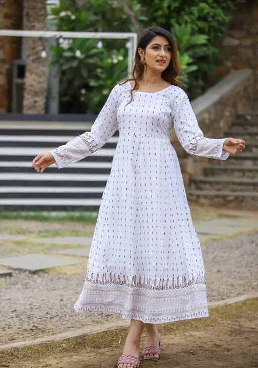 White cotton best sale anarkali kurtis