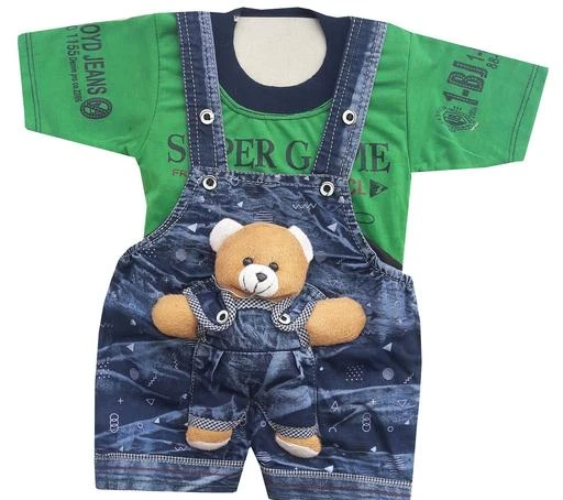 Checkout this latest Dungarees & Jumpsuits
Product Name: *Shingy Baby Boy Baby Girl Denim Dungaree With Tshirt*
Fabric: Denim
Sleeve Length: Shoulder Straps
Pattern: Printed
Multipack: 1
Sizes: 
3-6 Months (Length Size: 19 in, Hip Size: 19 in, Waist Size: 19 in) 
Easy Returns Available In Case Of Any Issue


Catalog Rating: ★3.8 (61)

Catalog Name: Modern Stylus Boys Dungarees & Jumpsuits
CatalogID_2363889
C62-SC1152
Code: 503-12307989-2001