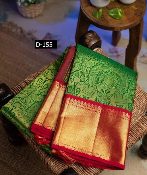 Checkout this latest Sarees
Product Name: *Aagam Fabulous Sarees*
Saree Fabric: Kanjeevaram Silk
Blouse: Separate Blouse Piece
Blouse Fabric: Kanjeevaram Silk
Pattern: Self-Design
Blouse Pattern: Jacquard
Net Quantity (N): Single
Sizes: 
Free Size (Saree Length Size: 5.5 m, Blouse Length Size: 0.8 m) 
Country of Origin: India
Easy Returns Available In Case Of Any Issue


SKU: YO-D-1550-GREEN-HATHI-NEW
Supplier Name: Creators art gallery

Code: 656-13024812-9681

Catalog Name: Banita Refined Sarees
CatalogID_2537335
M03-C02-SC1004