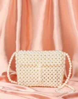 DECORWOLD Luxury White Pearl Purses Shoulder Bag for Women Pearl Bag  Crossbody Beaded Clutch Evening Bag Clutches
