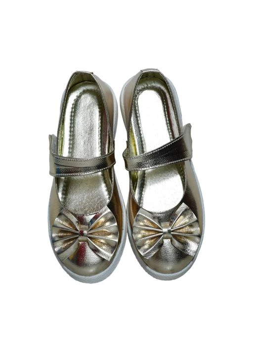 Kids size 2024 9 sandals