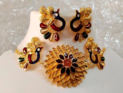 Latest on sale trendy earrings