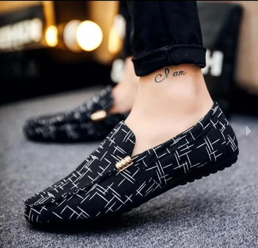 Checkout this latest Casual Shoes
Product Name: *Stylish Men's Pvc Black Casual Shoes*
Material: Suede
Sole Material: Pvc
Fastening & Back Detail: Slip-On
Sizes:
IND-6, IND-7, IND-8, IND-9, IND-10
Country of Origin: India
Easy Returns Available In Case Of Any Issue


SKU: 565656
Supplier Name: Lee Pool International

Code: 344-17470808-798

Catalog Name: Relaxed Fashionable Men Casual Shoes
CatalogID_3520880
M09-C29-SC1235