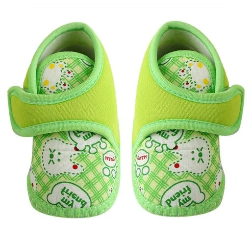 Checkout this latest Casual Shoes
Product Name: *Classy Kid's Girl's Casual Shoe*
Fabric: Cotton Knitted
Size:Age Group (6 Months - 12 Months) - 14 in
Dimension(W X L X H):10 cm X 10 cm X 6 cm
Description: It Has 1 Pair Of Kid's Baby Girl & Boys Casual Shoe
Country of Origin: India
Easy Returns Available In Case Of Any Issue


Catalog Rating: ★4 (15)

Catalog Name: Doodle Classy Kid's Girl's Casual Shoes Vol 4
CatalogID_229316
C57-SC1188
Code: 242-1749781-135