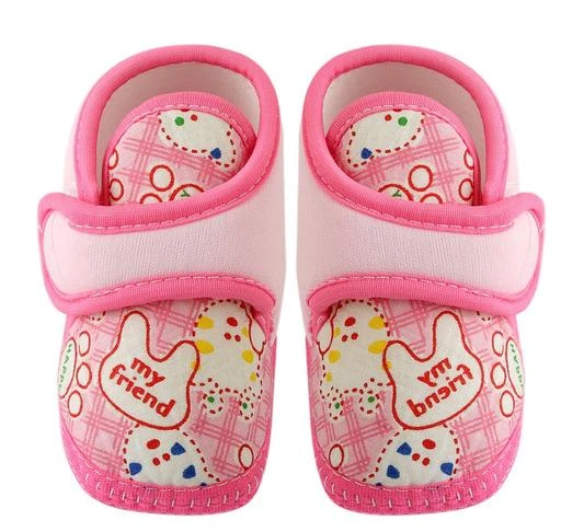 Checkout this latest Casual Shoes
Product Name: *Classy Kid's Girl's Casual Shoe*
Fabric: Cotton Knitted
Size:Age Group (6 Months - 12 Months) - 14 in
Dimension(W X L X H):10 cm X 10 cm X 6 cm
Description: It Has 1 Pair Of Kid's Baby Girl & Boys Casual Shoe
Country of Origin: India
Easy Returns Available In Case Of Any Issue


Catalog Rating: ★4 (15)

Catalog Name: Doodle Classy Kid's Girl's Casual Shoes Vol 4
CatalogID_229316
C57-SC1188
Code: 242-1749782-135