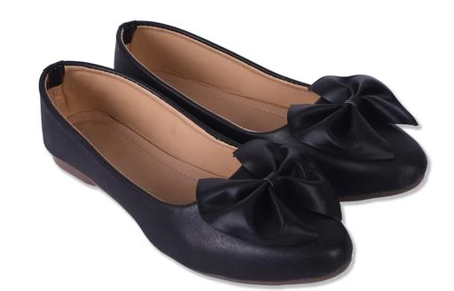 Checkout this latest Flats
Product Name: *Aadab Trendy Women Flats*
Material: Synthetic
Sole Material: TPR
Fastening & Back Detail: Slip-On
Pattern: Solid
Multipack: 1
Sizes: 
IND-4, IND-5, IND-6, IND-7, IND-8, IND-9
Country of Origin: India
Easy Returns Available In Case Of Any Issue


Catalog Rating: ★3.9 (79)

Catalog Name: Relaxed Graceful Women Flats
CatalogID_3674719
C75-SC1071
Code: 062-18112314-549