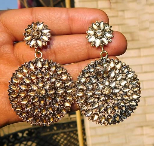 Earrings round 2025 shape artificial