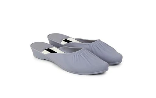 Checkout this latest Flipflops & Slippers
Product Name: *WMK Grey Casual Belly | Comfortable Light Weight Bellies for Girls and Women *
Material: PU
Sole Material: TPR
Fastening & Back Detail: Slip-On
Pattern: Solid
Multipack: 1
Sizes: 
IND-3, IND-4, IND-5, IND-6, IND-7
Country of Origin: India
Easy Returns Available In Case Of Any Issue


Catalog Rating: ★3.8 (87)

Catalog Name: Modern Fabulous Women Flipflops & Slippers
CatalogID_3689875
C75-SC1070
Code: 603-18178054-6021