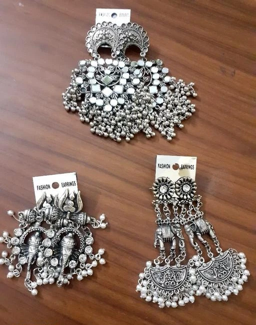 Checkout this latest Earrings & Studs
Product Name: *Twinkling Chic Earrings*
Base Metal: Alloy
Plating: Oxidised Silver
Stone Type: Kundan
Type: Chandelier
Multipack: 3
Country of Origin: India
Easy Returns Available In Case Of Any Issue


SKU: 4343
Supplier Name: colouredstone

Code: 443-22726591-999

Catalog Name: Allure Chic Earrings
CatalogID_4880847
M05-C11-SC1091