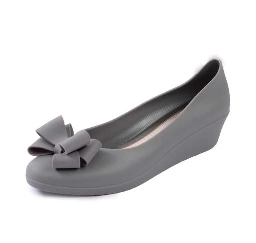 Checkout this latest Bellies
Product Name: *WMK Grey Casual Belly | Comfortable Light Weight Bellies for Girls and Women *
Material: Pu
Sole Material: Pvc
Pattern: Solid
Fastening & Back Detail: Slip-On
Multipack: 1
From The House Of WKM Presenting A Classy Range Of Footwear's That Compliments Your Modern Style Statement. Featuring A Pretty Pair Of Bellie With Super Comfortable Sole That Keeps Your Feet Happy, This Pair Will Allow Free Movement & Light Weight Sole Is The Best Part Which Gives You Strength To Walk.
Sizes: 
IND-7, IND-6, IND-3, IND-5, IND-4
Country of Origin: India
Easy Returns Available In Case Of Any Issue


Catalog Rating: ★4.3 (83)

Catalog Name: Voguish Women bellies
CatalogID_6274726
C75-SC1067
Code: 883-27097334-994