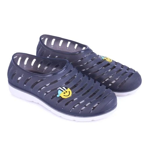 Checkout this latest Casual Shoes
Product Name: *AaoJao Smiley Casual Shoes for Women (Grey) (Smiley-Crocs-Grey-AA)*
Material: Pu
Sole Material: Pvc
Pattern: Solid
Fastening & Back Detail: Slip-On
Multipack: 1
Sizes: 
IND-4, IND-5, IND-6, IND-7
Country of Origin: India
Easy Returns Available In Case Of Any Issue


Catalog Rating: ★3.9 (87)

Catalog Name: Stylish Women Casual Shoes
CatalogID_6277103
C75-SC1067
Code: 873-27102852-994