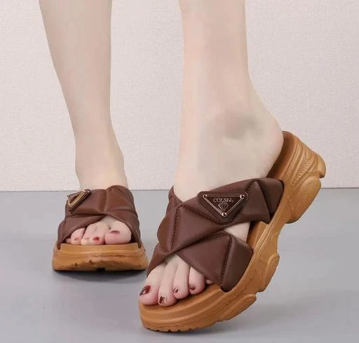 Trendy womens online sandals