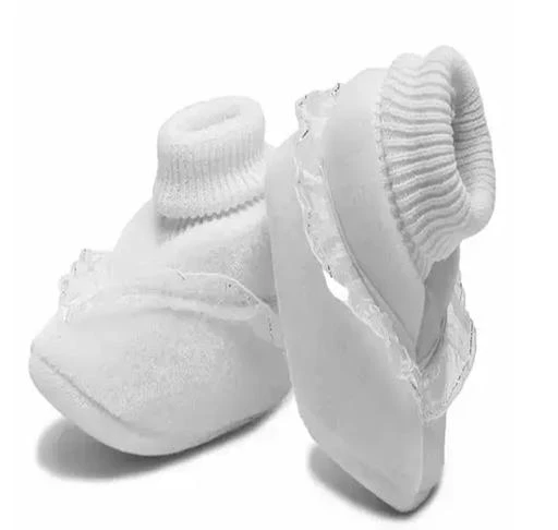 Infant girl discount first walking shoes