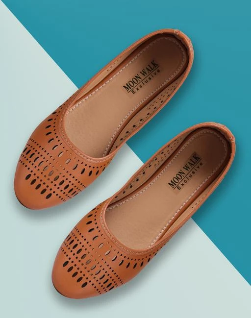 Checkout this latest Bellies & Ballerinas
Product Name: *Moonwalk Bellies For Women (TAN)*
Material: Syntethic Leather
Sole Material: Tpr
Pattern: Printed
Fastening & Back Detail: Buckle
Multipack: 1
Sizes: 
IND-3 (Foot Length Size: 22.7 cm) 
IND-4 (Foot Length Size: 23.5 cm) 
IND-5 (Foot Length Size: 24 cm) 
IND-6 (Foot Length Size: 24.6 cm) 
Country of Origin: India
Easy Returns Available In Case Of Any Issue


Catalog Rating: ★3.8 (111)

Catalog Name: Fashionate Women Bellies & Ballerinas
CatalogID_7363000
C75-SC1068
Code: 304-30834560-999