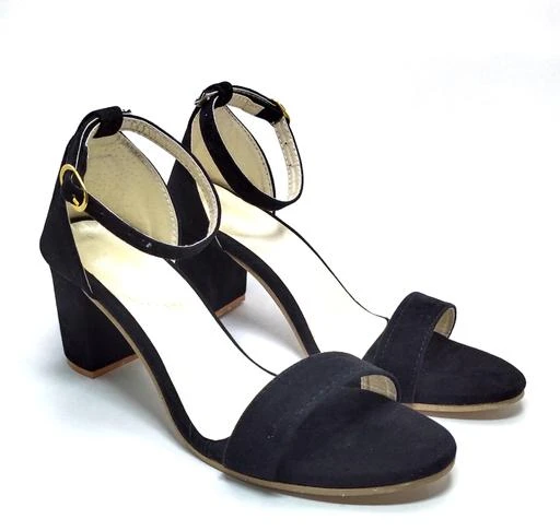 Checkout this latest Heels
Product Name: *Classy Women Heels*
Material: Velvet
Sole Material: Rubber
Pattern: Solid
Net Quantity (N): 1
Very Comfortebal And Good Looking Trendy Fashion In Women Footwaer
Sizes: 
IND-3, IND-4, IND-5, IND-6, IND-7, IND-8
Country of Origin: India
Easy Returns Available In Case Of Any Issue


SKU: ITF-115-BLACKHEEL
Supplier Name: R J TRADERS

Code: 663-31618546-998

Catalog Name: Trendy Women Heels
CatalogID_7557485
M09-C30-SC2173