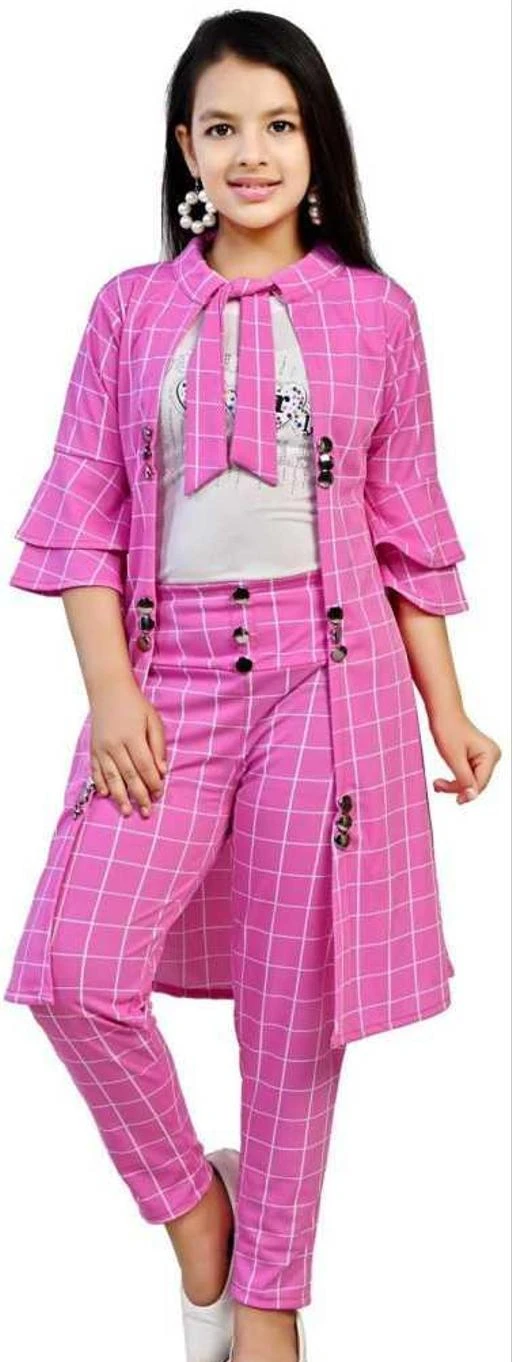 Girls Fashionable Clothing Set With T-Shirt And Plazo Pants