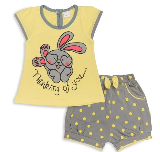 Checkout this latest Clothing Set
Product Name: *Montello Baby Girls beautiful Tshirt with cute print with a comfy shorts Summer combo set (Yellow)*
Top Fabric: Cotton
Bottom Fabric: Cotton
Sleeve Length: Short Sleeves
Top Pattern: Printed
Bottom Pattern: Printed
Multipack: Single
Add-Ons: No Add Ons
Sizes:
3-6 Months (Top Chest Size: 18 in, Top Length Size: 11 in, Bottom Waist Size: 18 in, Bottom Length Size: 8.5 in) 
Country of Origin: India
Easy Returns Available In Case Of Any Issue


SKU: 118-211-YLW
Supplier Name: BSB Digital Studios Private Limited

Code: 092-40841048-9921

Catalog Name: Tinkle Stylus Girls Top & Bottom Sets
CatalogID_9809508
M10-C32-SC1147