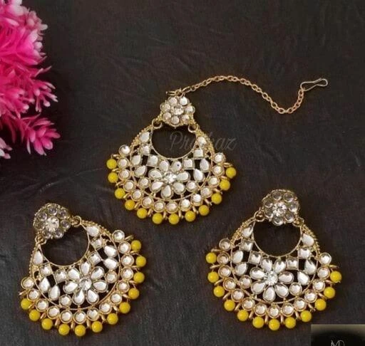 Buy Woens Golden White Stone Earrings Tikka By Bindhani