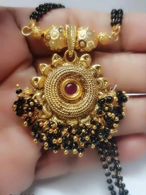 Checkout this latest Mangalsutras
Product Name: *Trendy Stylish Brass Mangalsutra*
Sizes:Free Size (Length Size: 24 in) 
Country of Origin: India
Easy Returns Available In Case Of Any Issue


SKU: TSBM_2
Supplier Name: Sachin Art patwa

Code: 671-5116665-393

Catalog Name: Trendy Stylish Brass Mangalsutra
CatalogID_754834
M05-C11-SC1097