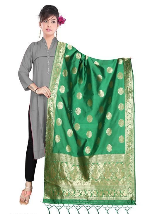 Checkout this latest Dupattas
Product Name: *Ravishing Attractive Women Dupattas*
Fabric: Banarasi Silk
Pattern: Woven Design
Net Quantity (N): 1
Sizes:Free Size (Length Size: 2.3 m) 
Easy Returns Available In Case Of Any Issue


SKU: D-Goli_Green_2
Supplier Name: Khodiyar Fashion

Code: 292-5176064-738

Catalog Name: Ravishing Attractive Women Dupattas
CatalogID_765151
M03-C06-SC1006