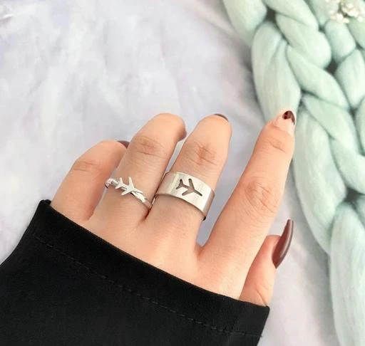 Checkout this latest Rings
Product Name: *Twinkling Chunky Rings*
Base Metal: Stainless Steel
Plating: No Plating
Stone Type: No Stone
Type: Couple
Multipack: 2
Sizes:Free Size
Country of Origin: India
Easy Returns Available In Case Of Any Issue


SKU: j_UzTbN9
Supplier Name: YURII

Code: 542-57570035-999

Catalog Name: Twinkling Chunky Rings
CatalogID_14888503
M05-C11-SC1096