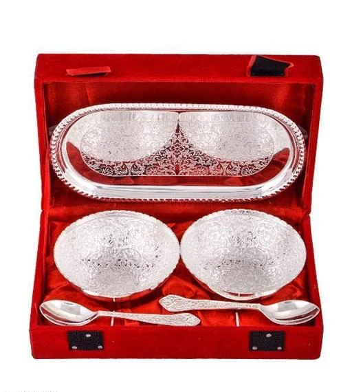 Checkout this latest Puja Articles_500-1000
Product Name: *Beautifull Decors*
Material: Brass
Description: It Has 2 Bowl2 Spoon1 Tray with Red Velvet Box
Country of Origin: India
Easy Returns Available In Case Of Any Issue


SKU: EMEMEESH99 
Supplier Name: EMD

Code: 773-596619-429

Catalog Name: Meenakari Designer Decors Vol 1
CatalogID_66533
M08-C25-SC1315