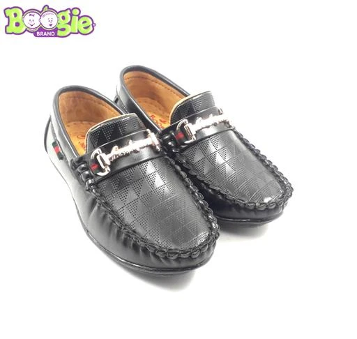 Checkout this latest Casual Shoes
Product Name: *Boogies Sleek Loafers For Kids Black Color (2 Year to 8 Year)*
Material: Synthetic
Sole Material: Tpr
Fastening & Back Detail: Buckle
Insole: Comfort
Ideal For: Unisex
Pattern: Solid
Multipack: 1
Boogies is an exclusive shoe brand for your child in India that represents comfort, quality, and individuality. Take him/her towards a bright future with collection of Boogies that’s designed with utmost comfort. Let your little one flaunt the style from top to bottom with the ultimate pair of shoes by Boogies. Featuring lightweight this brand is totally a yes when it comes to footwear collection. Price Range: Rs. 199 - 1499 Type: Sandals, Casual Shoes, Flip Flops, Clogs, Booties, Formal & Party Wear, Sneakers & Sports Shoes, Mojaris/Ethnic Footwear, Rain Boots / Gumboots.
Sizes:
Easy Returns Available In Case Of Any Issue


SKU: Boogies Loafer Fashion Buckle Black(7-1)
Supplier Name: SUPER NET COM

Code: 773-64532213-946

Catalog Name: Classy Kids Boys Kids Boys Casual Shoes
CatalogID_17215987
M09-C31-SC1188