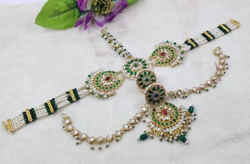 Checkout this latest Maangtika
Product Name: *Elite Graceful Maangtika*
Base Metal: Alloy
Plating: Gold Plated
Stone Type: Artificial Stones & Beads
Sizes: Free Size
Easy Returns Available In Case Of Any Issue


SKU: WGHVp9SX
Supplier Name: MT ENTERPRISE

Code: 093-66909288-999

Catalog Name: Twinkling Graceful Maangtika
CatalogID_17991927
M05-C11-SC1100