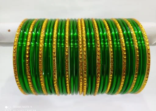 Checkout this latest Bracelet & Bangles
Product Name: *Twinkling Elegant Bracelet & Bangles*
Base Metal: Glass
Plating: No Plating
Stone Type: No Stone
Sizing: Non-Adjustable
Type: Bangle Set
Net Quantity (N): More Than 10
Sizes:2.4, 2.6, 2.8
Twinkling Elegant Bracelet & Bangles (Set of 32 Glass Bangles)
Country of Origin: India
Easy Returns Available In Case Of Any Issue


SKU: Yp420cZN
Supplier Name: S S Creations.

Code: 701-66925542-081

Catalog Name: Twinkling Chunky Bracelet & Bangles
CatalogID_17998042
M05-C11-SC1094