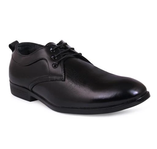 Checkout this latest Formal Shoes
Product Name: *St. Paris Trendy Stylish Solid Genuine Leather Formal Shoes For Men  (RNF-1502) (Black)*
Material: Leather
Sole Material: TPR
Fastening & Back Detail: Lace-Up
Pattern: Solid
Net Quantity (N): 1
1. We bring to you this pair of Formal Shoes which looks attractive and stylish. 
2. They have been designed for men who need a pair of comfortable footwear for their Formal/Office wear throughout the day or to compliment your Business Parties look. Flaunt them in any occasion with with your formal outfits.
3. The Shoes are made from top notch quality Genuine Leather and is available in attractive colors. 
4. The Shoes feature a sharp design with an inner lining for the comfort you need with extra padding and cushioning.
Sizes: 
IND-7 (Foot Length Size: 26 cm, Foot Width Size: 10.5 cm) 
Country of Origin: India
Easy Returns Available In Case Of Any Issue


SKU: RNF-1502-Black
Supplier Name: Flaunt Faishon

Code: 177-67226694-9421

Catalog Name: Unique Attractive Men Formal Shoes
CatalogID_18101682
M06-C56-SC1236