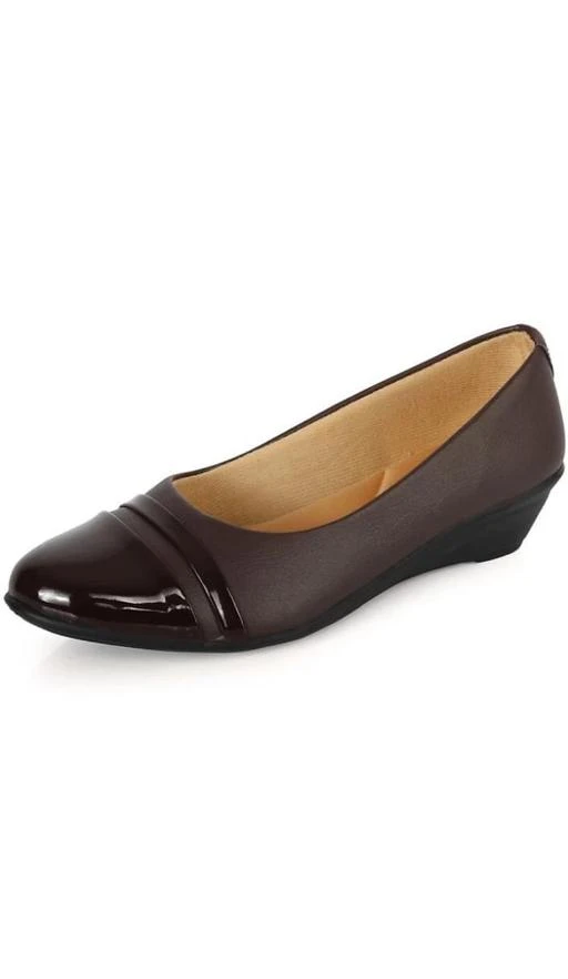 Checkout this latest Bellies & Ballerinas
Product Name: *Trendy Stylish Comfotable Casual Flat Bellies Or Ballerina Loafer For Women*
Material: Synthetic
Sole Material: Pvc
Pattern: Solid
Fastening & Back Detail: Slip-On
Sizes: 
IND-3, IND-4, IND-5, IND-6, IND-7, IND-8, IND-9
Country of Origin: India
Easy Returns Available In Case Of Any Issue


SKU: SONA N76 BROWN
Supplier Name: SONA TRADER'S

Code: 513-71896539-045

Catalog Name: Colorful Women Bellies & Ballerinas
CatalogID_19706990
M09-C30-SC1068