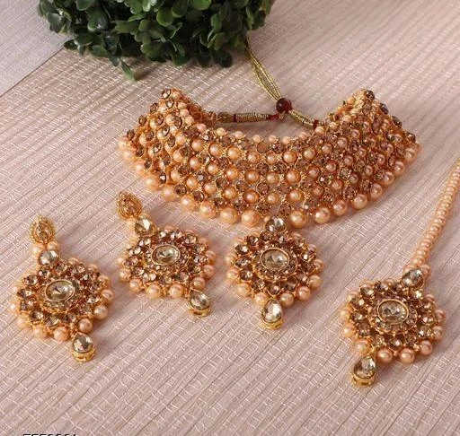 Checkout this latest Necklaces & Chains
Product Name: *Twinkling Fancy Women Jewellery Set*
Sizes:Free Size
Easy Returns Available In Case Of Any Issue


SKU: NCS_02
Supplier Name: USHA Jewellery

Code: 502-7550201-585

Catalog Name: Twinkling Fancy Women Jewellery Set
CatalogID_1219483
M05-C11-SC1093
