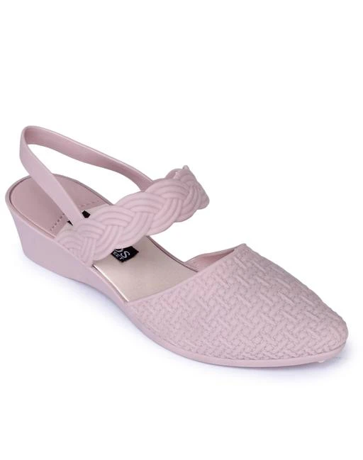 Checkout this latest Heels
Product Name: *Heel Fashion Women Casual Flats, Ideal for Women *
Material: Synthetic
Sole Material: Tpr
Pattern: Textured
Net Quantity (N): 1
Heel Fashion presents to you elegant and quality of Sandals for Women just like an art. Made from good quality material which is durable and comfortable to wear. These stylish Sandals are the perfect inspiration for a fashionable look. The comfortable sole makes sure that your feet stay comfortable throughout the day and you enjoy optimal grip. Designed to have comfort at its best, without compromising on style. Heel Fashion committed to provide the finest ever made. Converting designs into masterpiece is the work of Heel Fashion.
Sizes: 
IND-3
Country of Origin: India
Easy Returns Available In Case Of Any Issue


SKU: HF-6052-Peach
Supplier Name: HEEL FASHION

Code: 435-78339888-996

Catalog Name: Elite Women Heels
CatalogID_21912168
M09-C30-SC2173