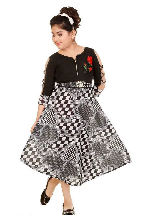 Checkout this latest Frocks & Dresses
Product Name: *Girls Multicolor Rayon Frocks & Dresses Pack Of 1*
Fabric: Rayon
Sleeve Length: Three-Quarter Sleeves
Pattern: Printed
Net Quantity (N): Single
Sizes:
2-3 Years (Length Size: 24 in) 
3-4 Years (Length Size: 26 in) 
4-5 Years (Length Size: 28 in) 
5-6 Years (Length Size: 30 in) 
Country of Origin: India
Easy Returns Available In Case Of Any Issue


SKU: TC_BLACK_ROSE
Supplier Name: D.R. Brothers

Code: 712-8014112-995

Catalog Name: Flawsome Comfy Girls Frocks & Dresses
CatalogID_1322640
M10-C32-SC1141
.