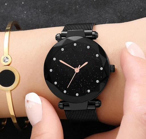 Magnet 2025 hand watch