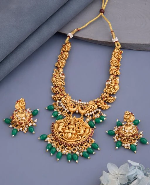 jewellery,choker,necklace,jewellery set,indian wedding jewellery  set,Maangalyam/Murukku,south,indian,maharastrian,highquality set