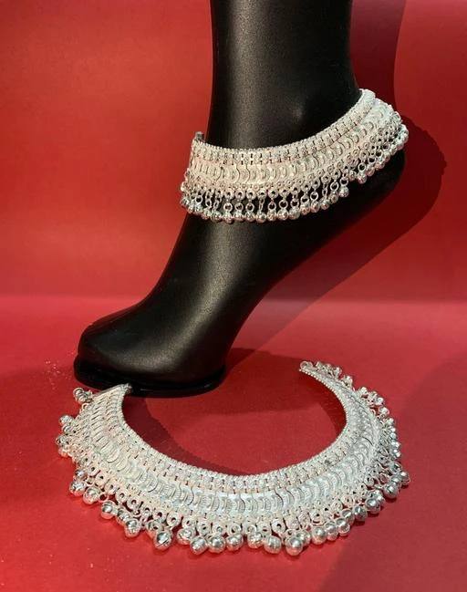 Heavy deals anklet design