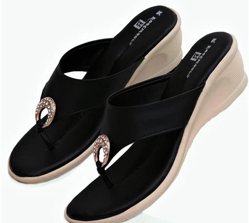 Modern slippers for ladies hot sale