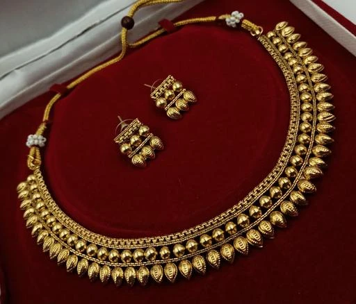 Checkout this latest Jewellery Set
Product Name: *Elite Fancy Jewellery Sets*
Base Metal: Copper
Plating: Copper Plated
Stone Type: No Stone
Sizing: Adjustable
Type: Necklace and Earrings
Net Quantity (N): 1
Fancy gold plated delicate necklace for girls and women for various special occassions such as Wedding & Engagement, Religious, Love and many more. This jewellery enhance your look that whatever you do or not always ne a Khushee moment for you
Country of Origin: India
Easy Returns Available In Case Of Any Issue


SKU: Delicate Hasli -05
Supplier Name: Khushee Jewels

Code: 803-91327991-994

Catalog Name: Elite Fancy Jewellery Sets
CatalogID_26070669
M05-C11-SC1093