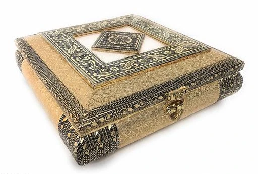 Checkout this latest Decorative Boxes
Product Name: *Decorative Empty Dry Fruit Box/Wooden Dry Fruit Box Oxidized (4 Section Box, Golden)
*
Easy Returns Available In Case Of Any Issue


SKU: MOHCN465
Supplier Name: Maximus Overseas

Code: 904-9691496-999

Catalog Name: Modern Decorative Boxes
CatalogID_1717171
M08-C25-SC1256