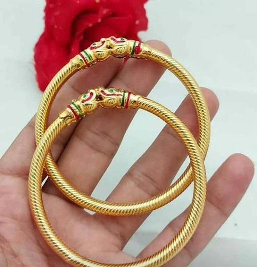 Bengali deals traditional bangles