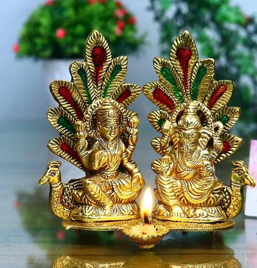 Checkout this latest Magnets
Product Name: *Laxmi Ganesh Idol Statue with Diya Peacock Design Decorative Showpiece - 14 cm (Metal, Gold) (Laxmi Ganesh Gold)*
Country of Origin: India
Easy Returns Available In Case Of Any Issue


SKU: MorSitGL-1
Supplier Name: RR TRADING COMPANY

Code: 673-9953713-468

Catalog Name: Designer Idols & Figurines
CatalogID_1775130
M08-C25-SC1256
